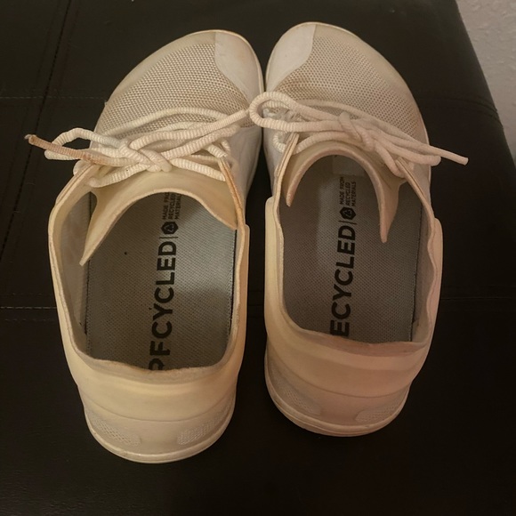 VivoBarefoot white shoes 38L - Picture 4 of 9